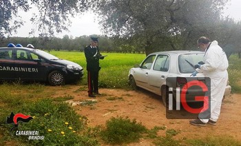 carabinieri campagna auto rubata