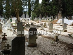 cimitero tombe nel camposanto
