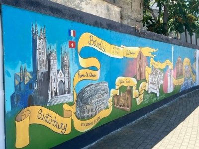 Brindisi e le Antiche Strade: Inaugurato il Murales &quot;Brindisi crocevia di rotte, percorsi e cammini&quot; un dono alla città