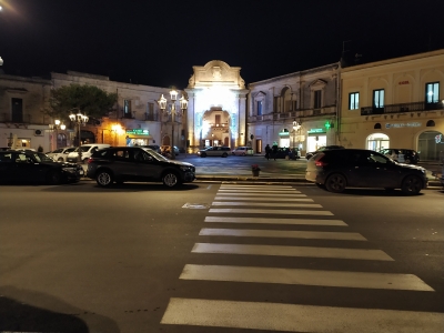 A. A. A. Cercasi vigili di Mesagne in piazza porta Grande