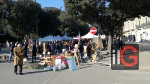 Oggi a Mesagne il mercatino dell&#039;antiquariato, in villa comunale