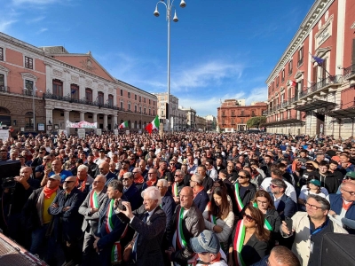 CRISI DELL'OLIO, MANIFESTAZIONE ORGOGLIO OLIVICOLO
