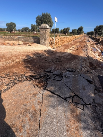 Maltempo a Fasano: chiusura temporanea della strada comunale Egnazia per dissesto del manto stradale