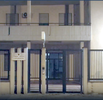 IL GENERALE CASTELLO A BRINDISI PER COMPLIMENTARSI CON I CARABINIERI DOPO IL MAXI SEQUESTRO ALLA SCU