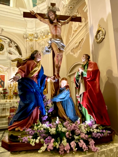 "Ecco tua Madre", nuova statua del gruppo statuario dei Misteri