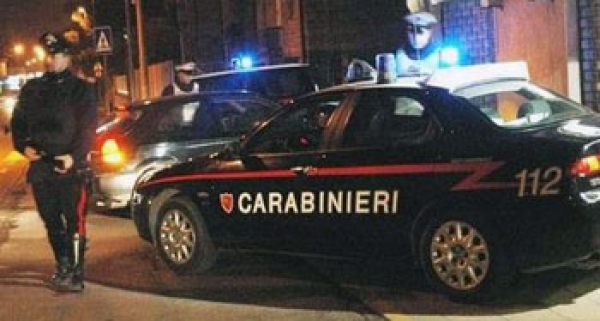 Oltraggia i Carabinieri durante un’operazione di polizia, denunciato