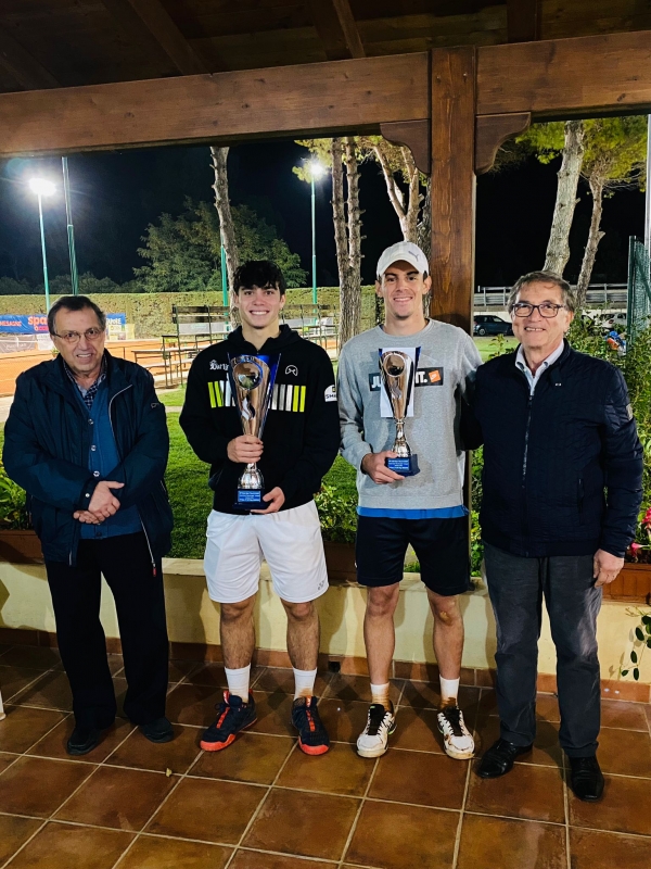 Il 39° trofeo “Dino De Guido” di tennis a Stefano Papagno ( Out Line TS Lecce)