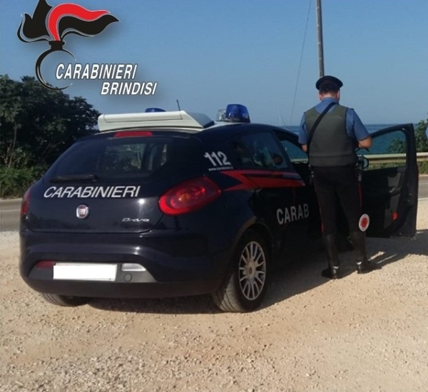 I carabinieri controllano 345 persone